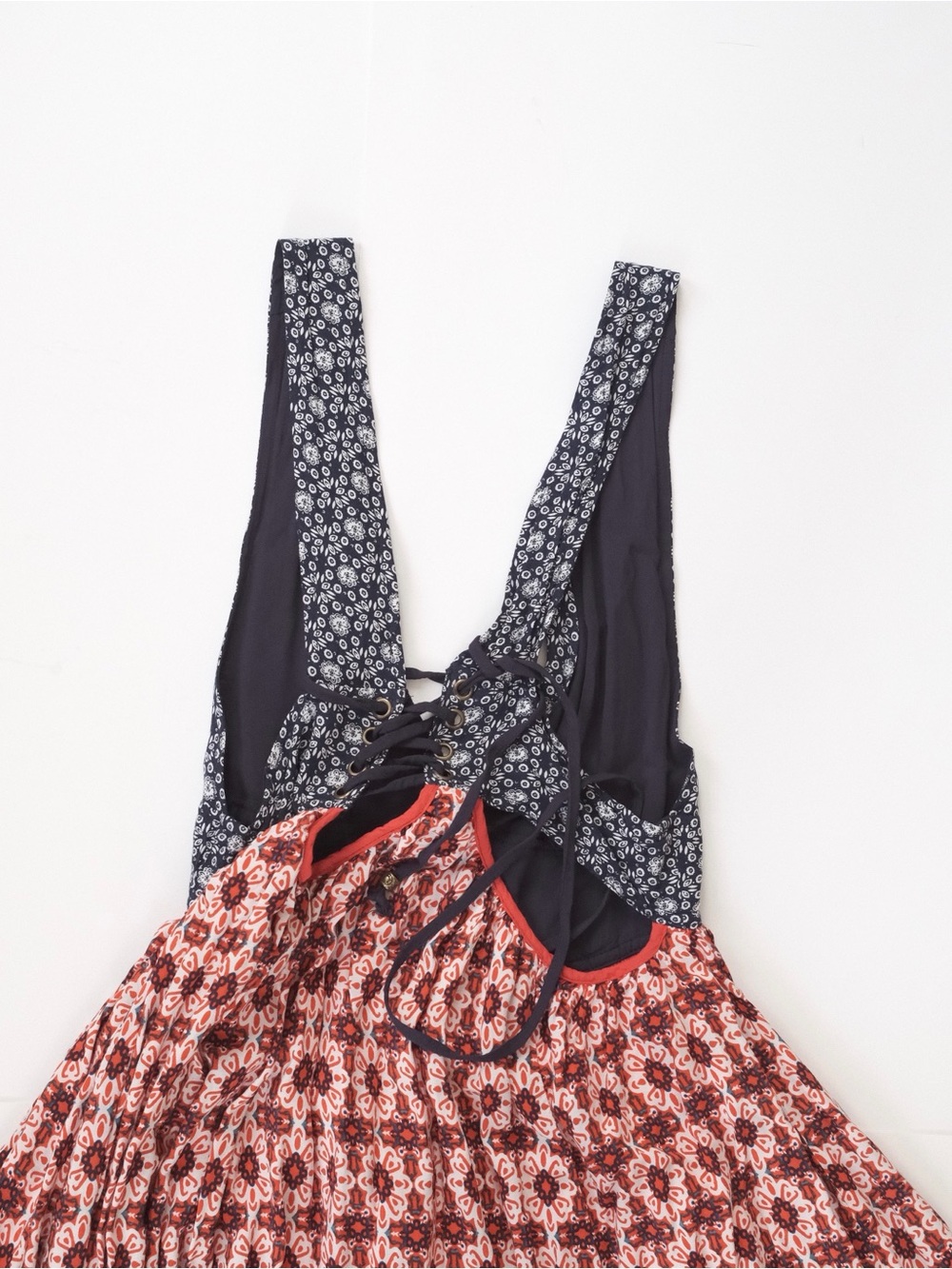 Lulus Dress La Vie Roses Navy Blue and Red Floral Print Sundress - Size Small - Picture 7 of 7